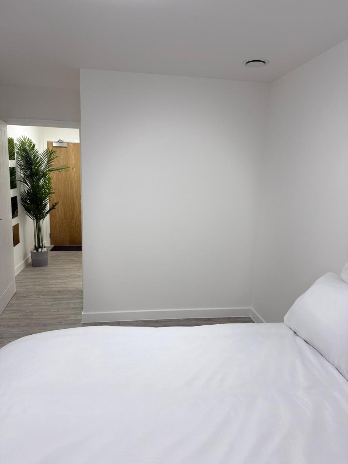 Serenity Waterfront 2 Bed Apartment Northfleet エクステリア 写真
