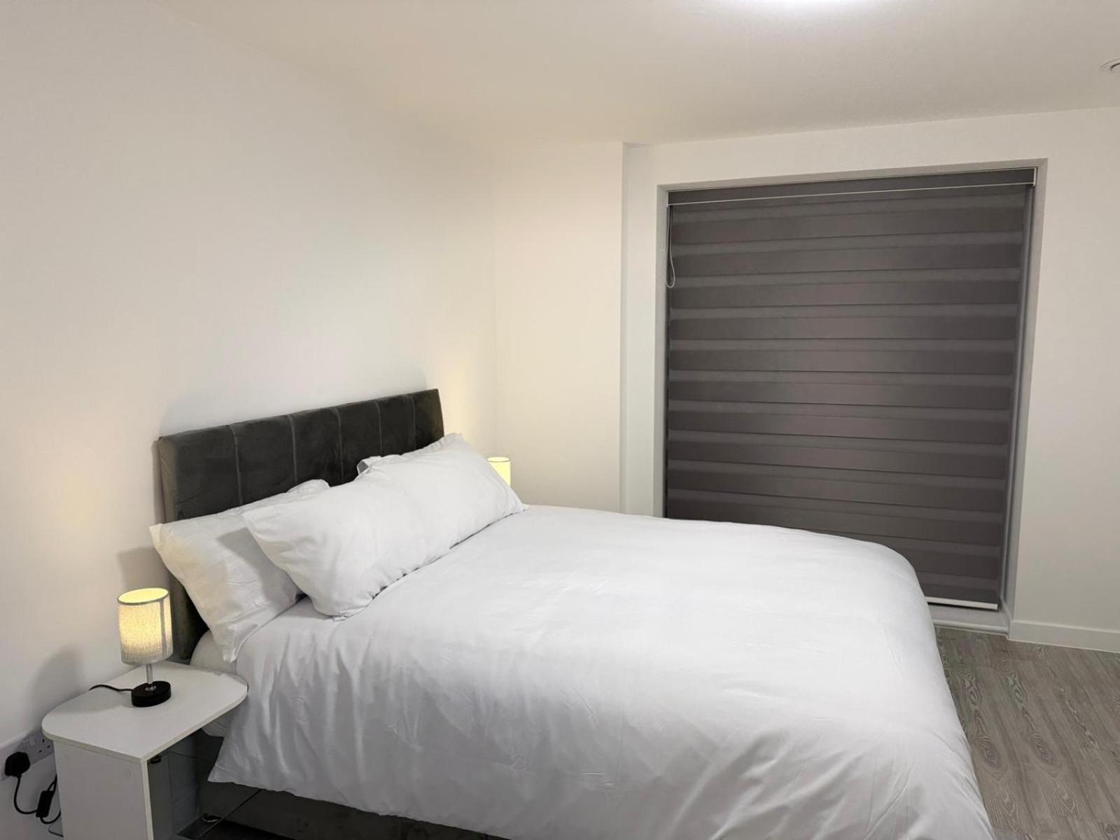 Serenity Waterfront 2 Bed Apartment Northfleet エクステリア 写真