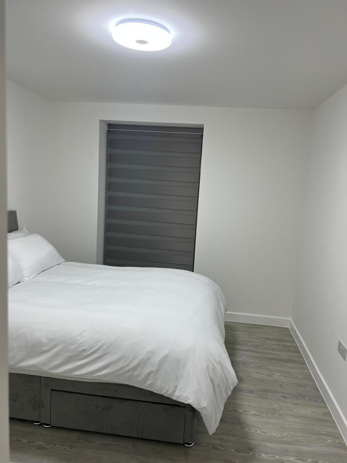Serenity Waterfront 2 Bed Apartment Northfleet エクステリア 写真