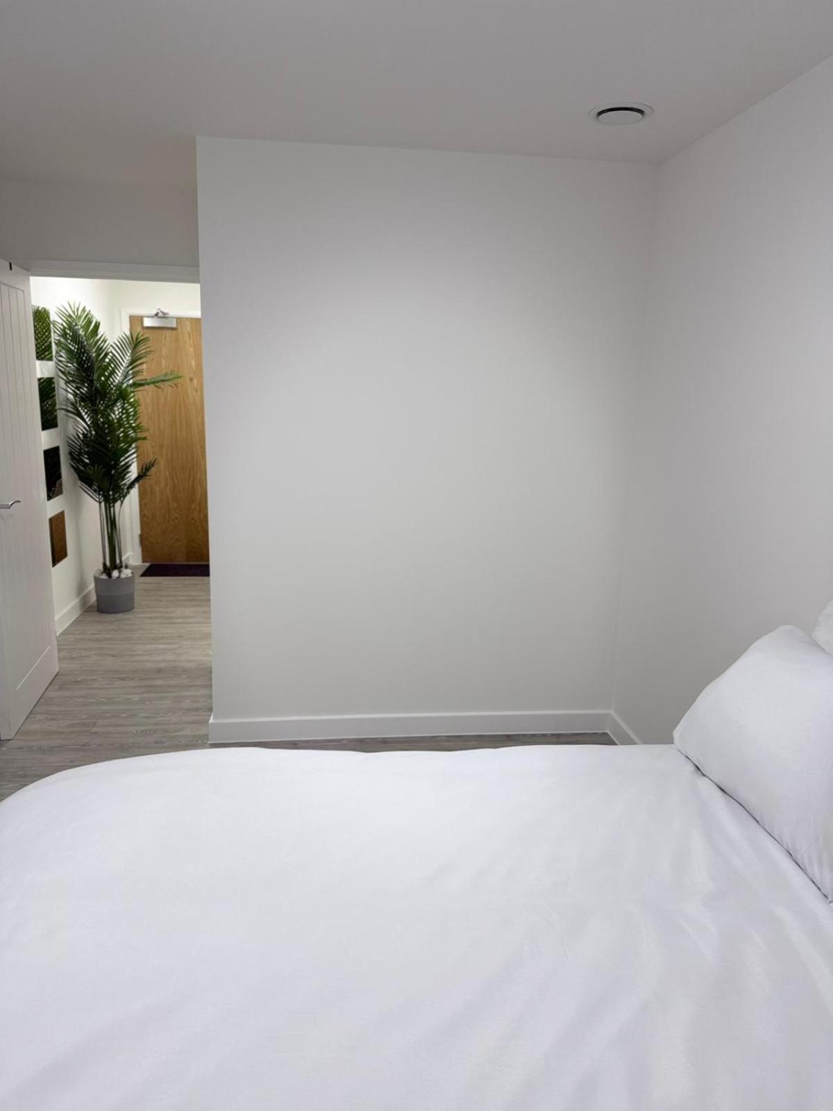 Serenity Waterfront 2 Bed Apartment Northfleet エクステリア 写真
