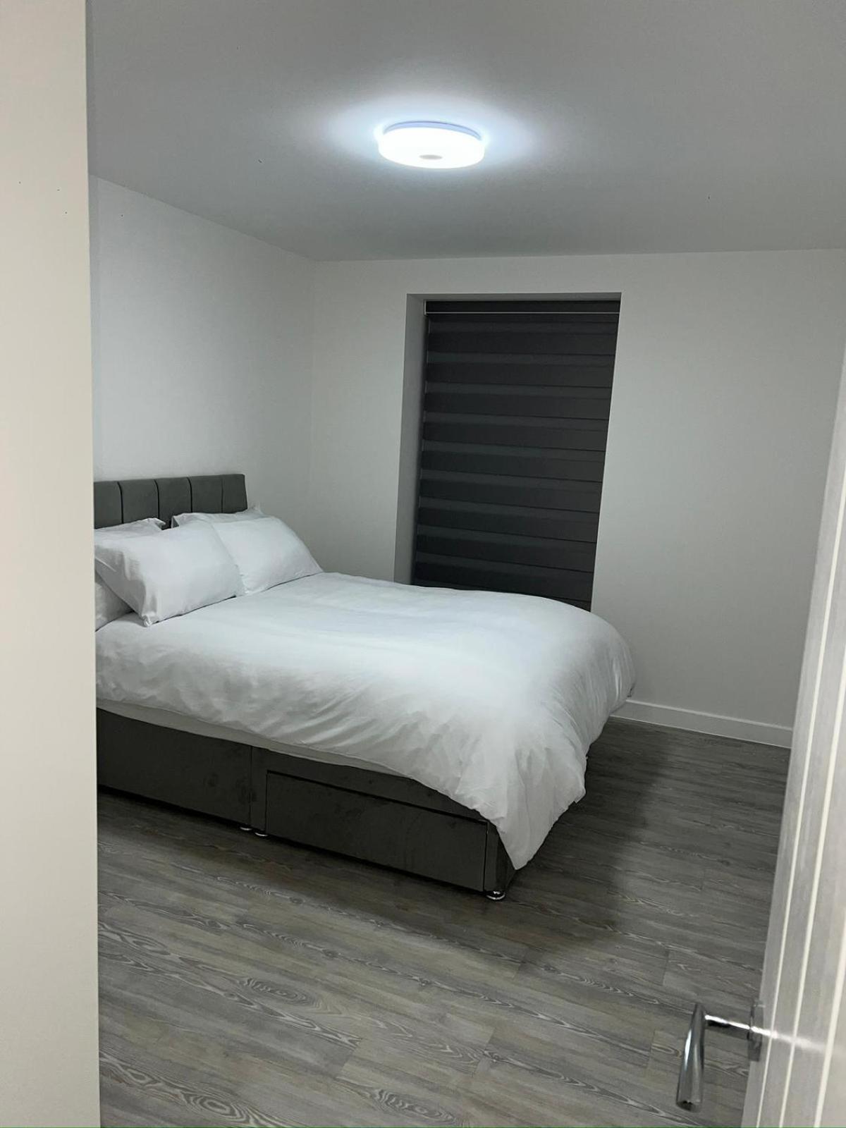 Serenity Waterfront 2 Bed Apartment Northfleet エクステリア 写真