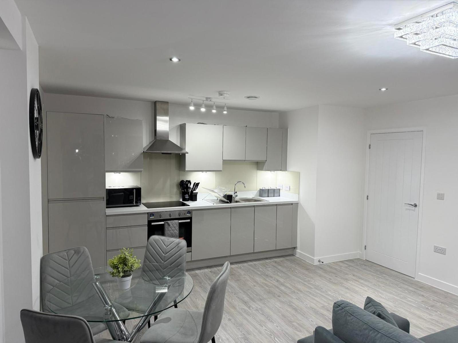 Serenity Waterfront 2 Bed Apartment Northfleet エクステリア 写真