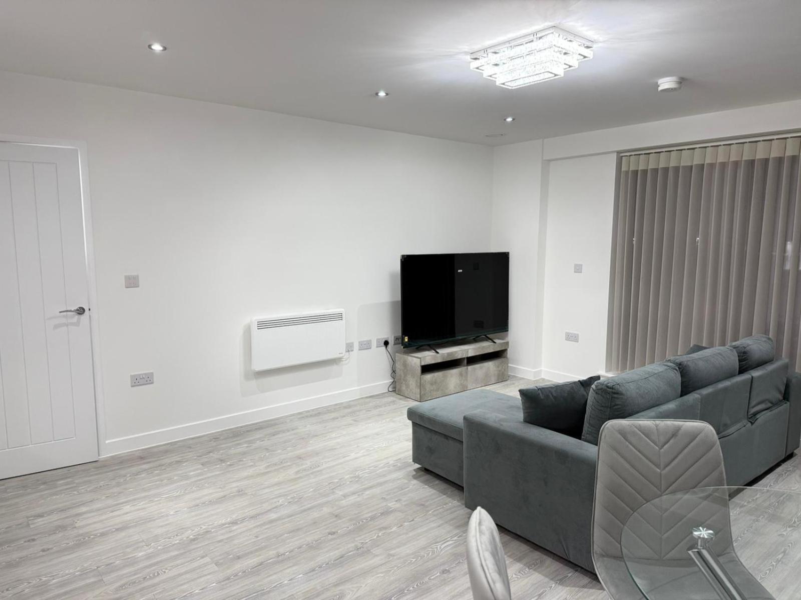 Serenity Waterfront 2 Bed Apartment Northfleet エクステリア 写真