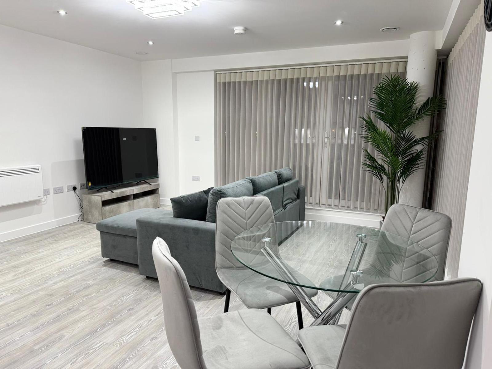 Serenity Waterfront 2 Bed Apartment Northfleet エクステリア 写真